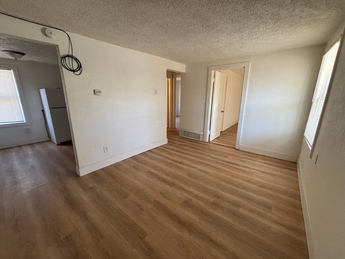 Photo - 634 W 14th Ave Unit 1