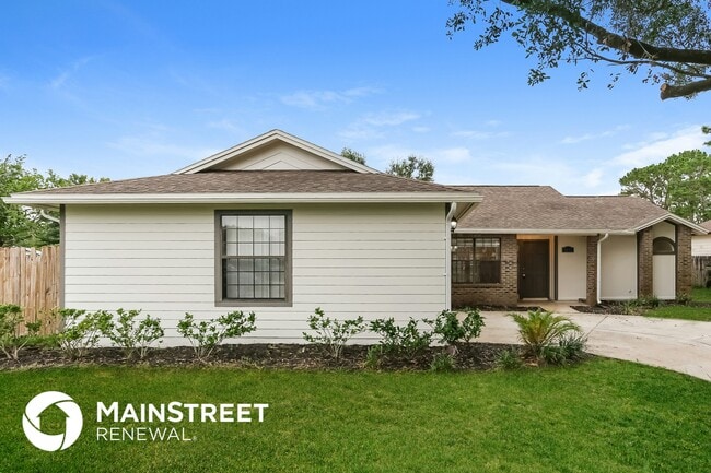 Building Photo - 8891 Ivymill Pl N