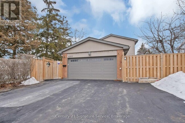 Photo - 6357 Neuchatel Rd