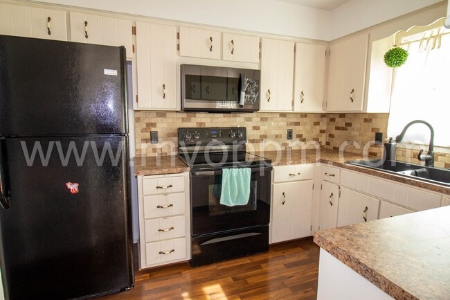 Photo - Beautiful 3Bd/2.5Ba
