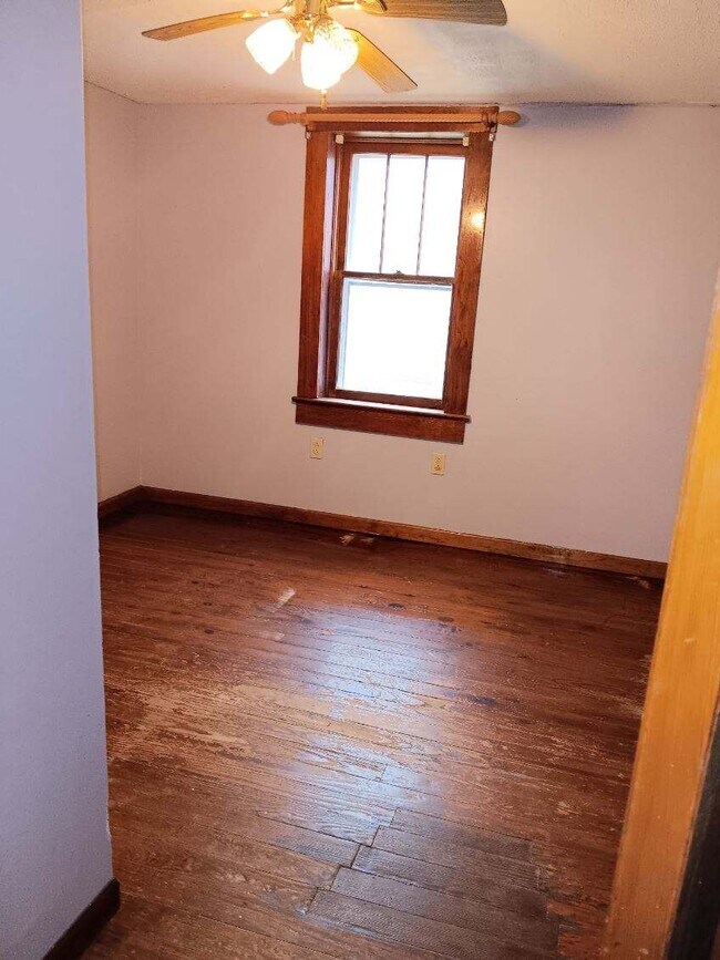 Photo - 2508 Edgemont Dr
