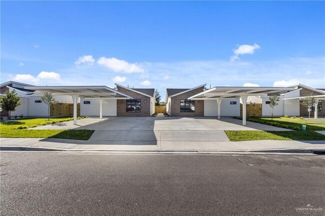 Building Photo - 13 San Andres Unit 3