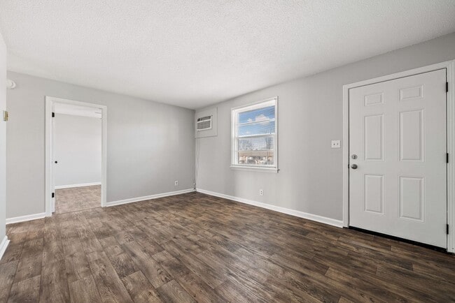 Photo - 110 Tandy Dr Unit B