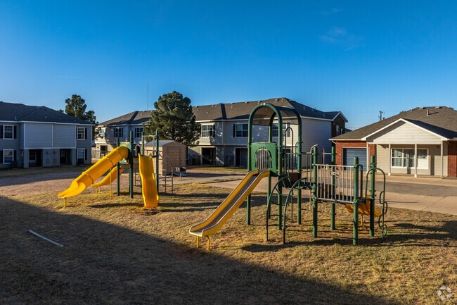 Outdoor Playground - Arbor Terrace Townhomes