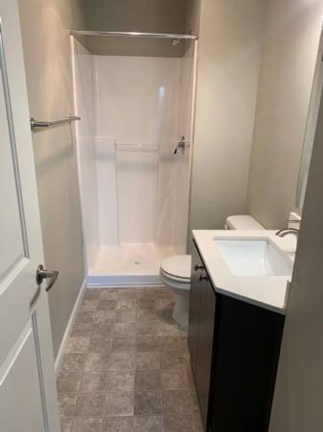 Photo - WHITE OAK LUXURY APARTMENTS