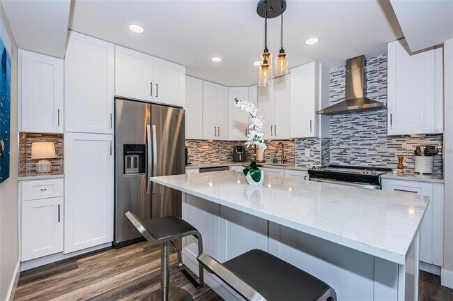 Photo - 4900 Brittany Dr S Unit 1413