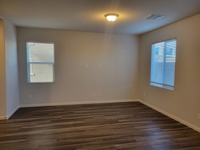 Photo - Beautiful 4 Bedroom Home in Southwest Vegas!