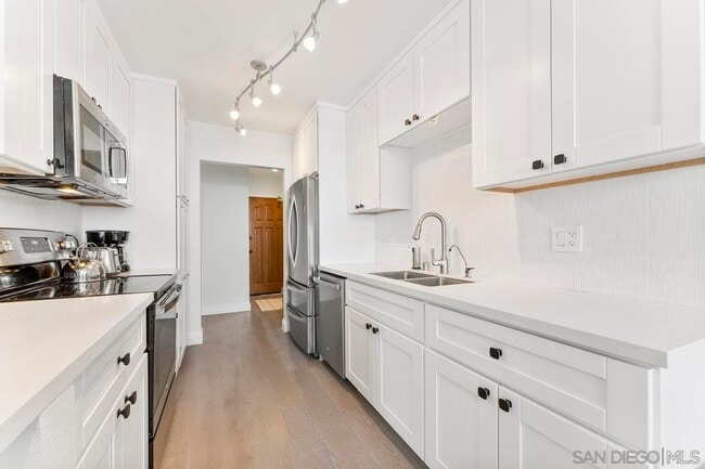 Photo - 909 Coast Blvd Unit 26