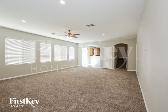 Photo - 5309 Spicebush St