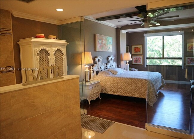 Photo - 151 Crandon Blvd