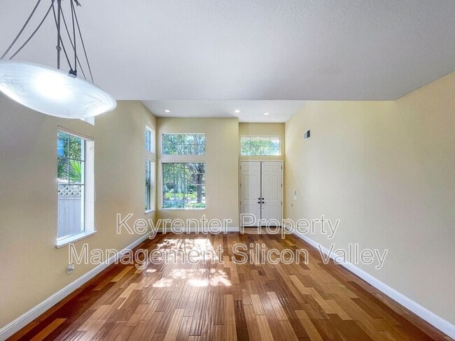 Photo - 3825 Venus Ct