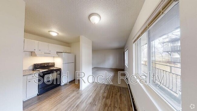 Building Photo - 1411 S Corona Ave Unit 6 Rental