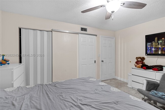 329 W 68th St Unidad 203