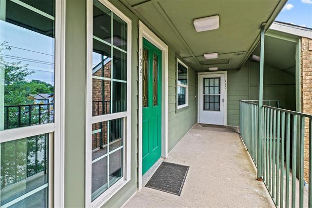 Photo - 6108 Abrams Rd Unidad 124 Rental