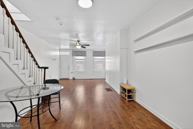 Photo - 1551 S Chadwick St