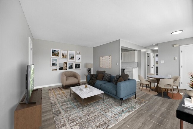 Foxwood Manor Apartments