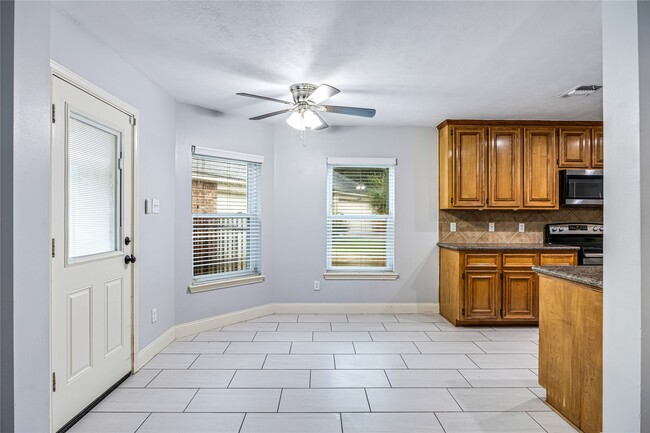 Photo - 28507 Chateau Springs Ct
