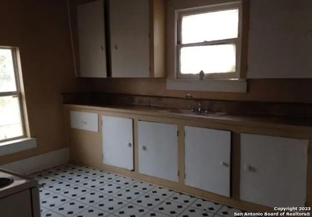 Photo - 1113 Rivas St