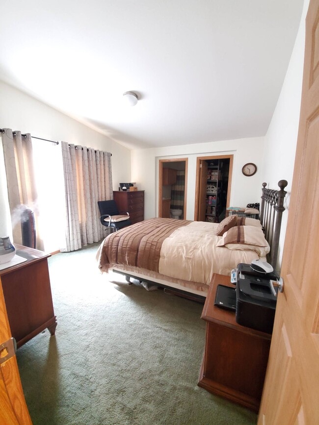 Photo - 644 School House Dr