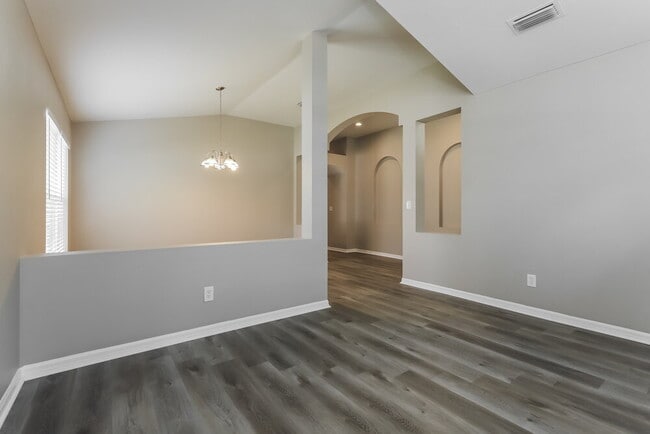 Photo - 2638 Allwood Ave