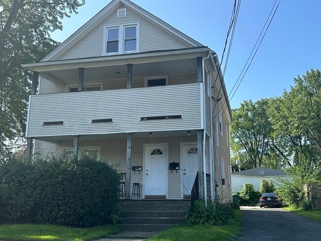 23 Beverly St Unit 1fl