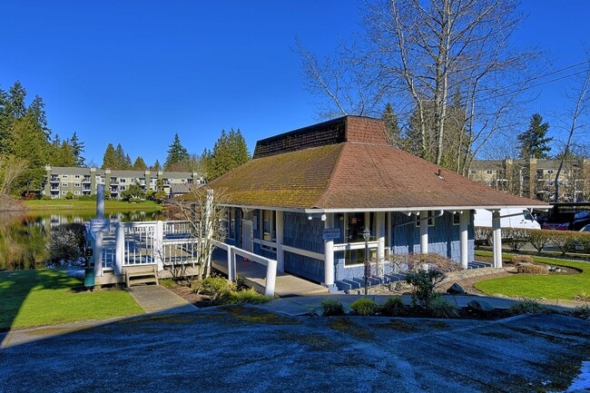 Photo - 747 75th St SE