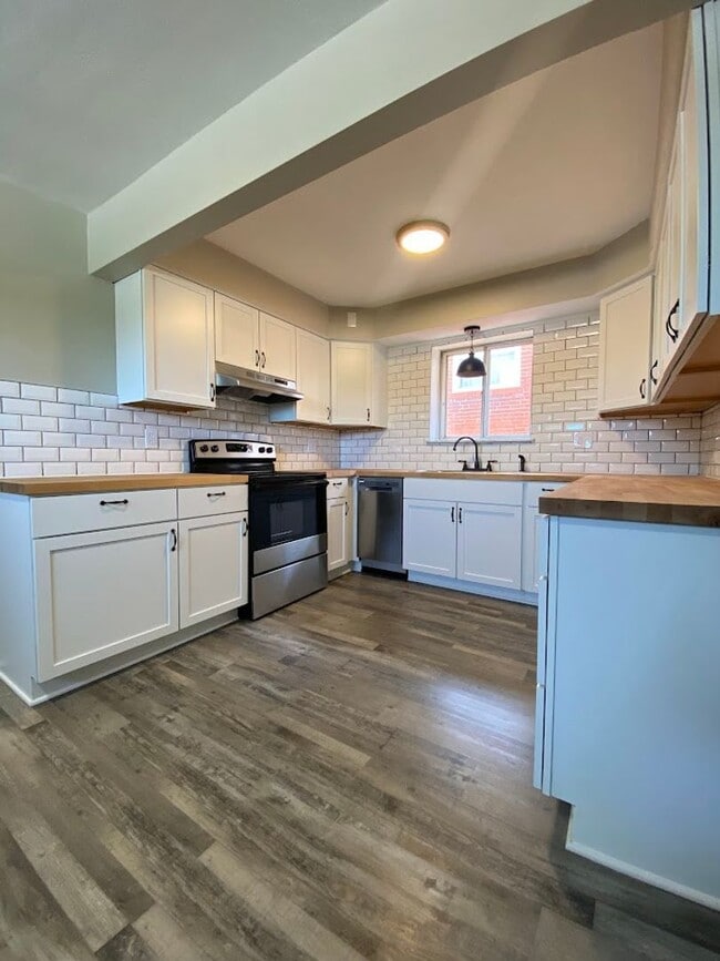 Building Photo - 3501 Watson Rd Unit 2F