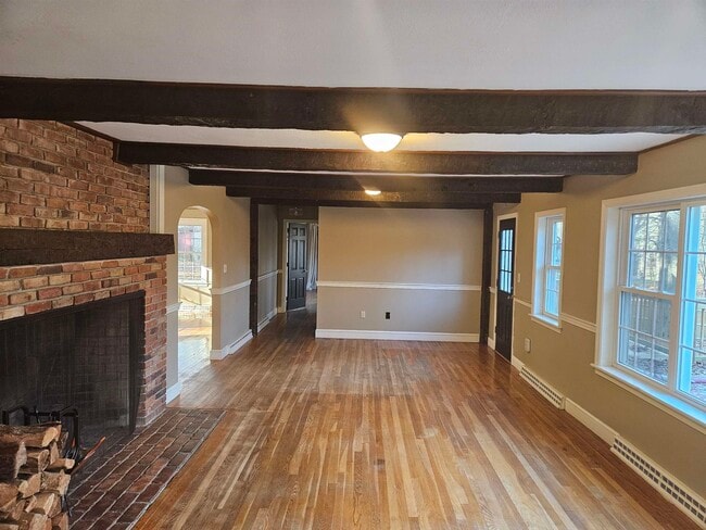 Photo - 38 Piscataqua Rd