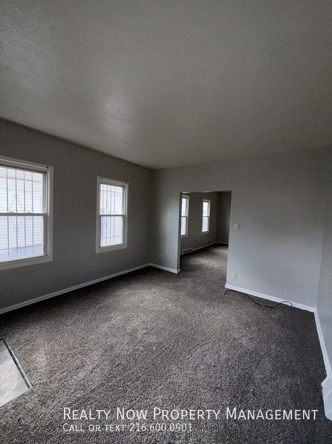 Photo - 3417 Storer Ave