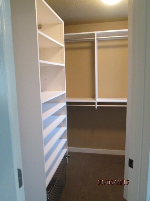 Photo - Classy townhome -Wonderful  3 Bedroom Townhome - EZ access to 205 within minutes -