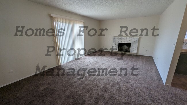 1051 W Thurman Ave