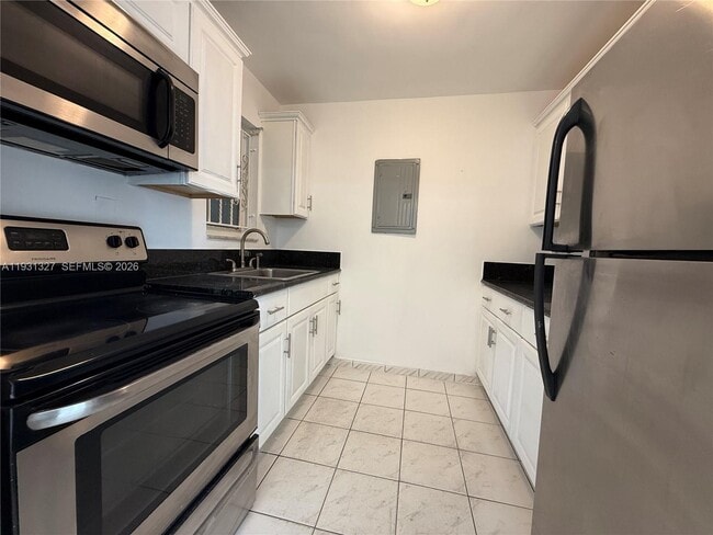 Photo - 1337 NW 1st St Unit 8