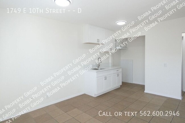 Photo - 1749 E 10th St Unit D