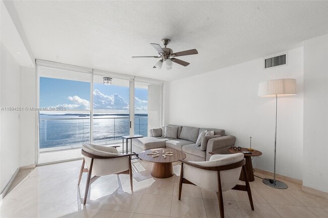 Building Photo - 800 Claughton Island Dr Unit 2203