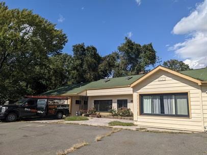 Building Photo - Coming Soon! 3-Bedroom 2 Bath Pet Friendly Home in Manassas, Available 3/15/2026