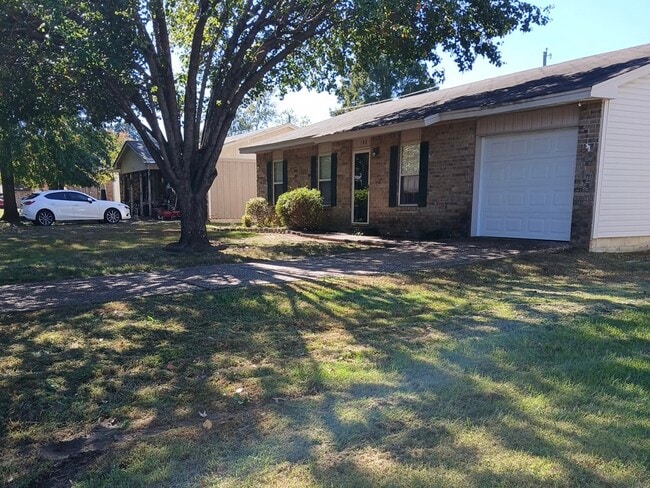 Photo - 188 Meadowick Dr