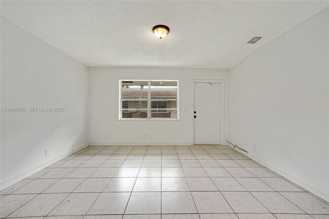 Photo - 849 SW 9th Ct Unit 1-2