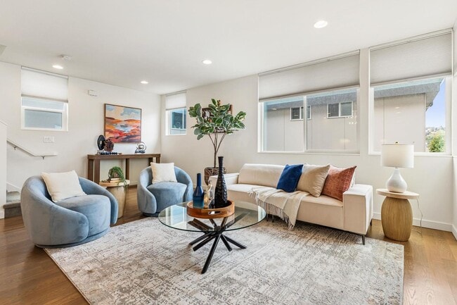 Photo - Stand-Alone Modern Home with Elliott Bay Views