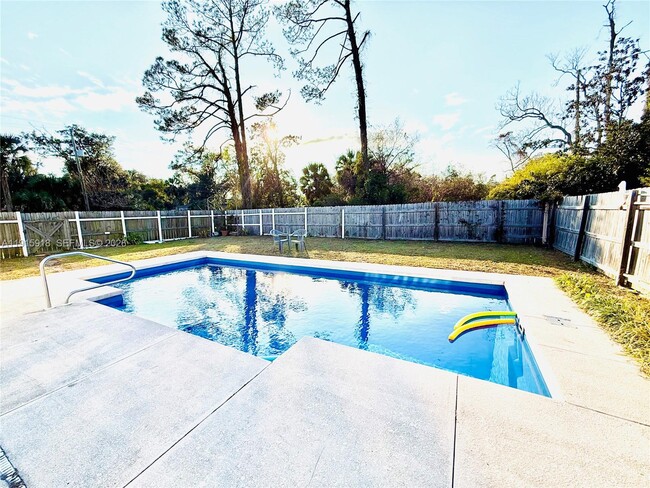 Photo - 3900 W 17th St