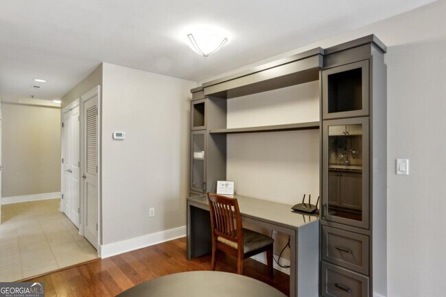 Photo - 285 CENTENNIAL OLYM Dr Unit 1209