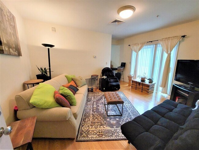 Photo - 49 Cedar St Unit 2 Rear