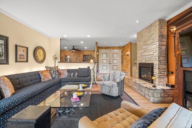 Photo - 92 Kenmore Rd