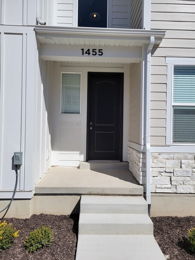 Photo - 1455 N 3860 W