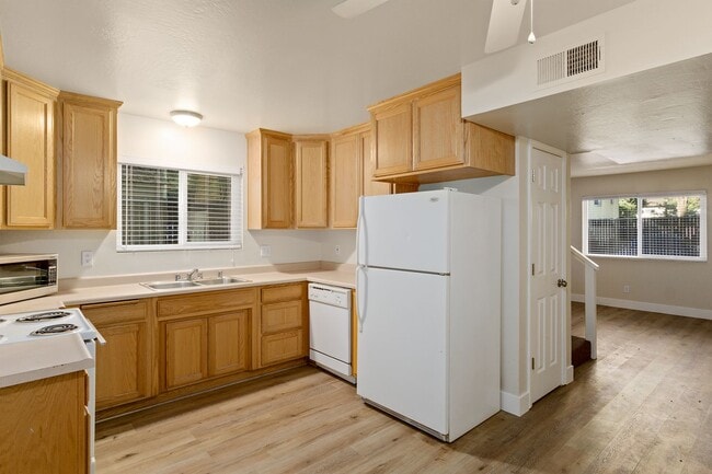 Photo - 1119 West Sacramento Avenue