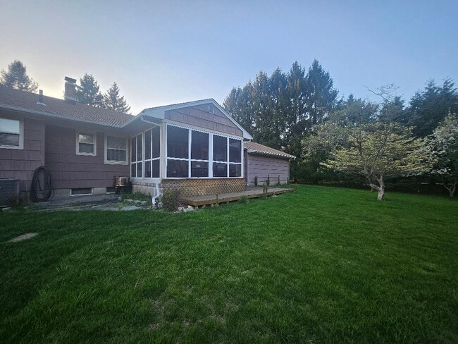 Photo - 297 Airmont Ave