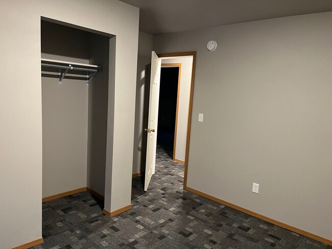 Photo - 304 E. "P" St Unidad 1