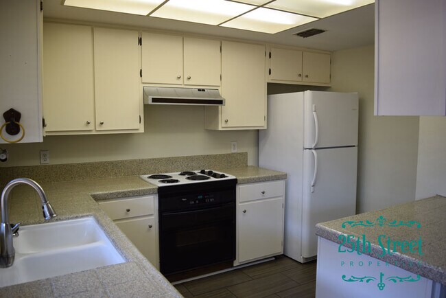 Photo - 5219 Gibbons Dr