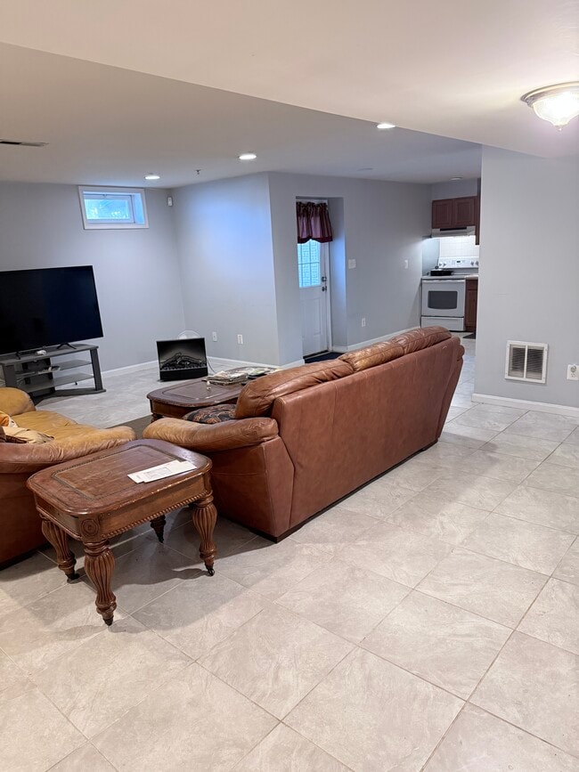 2601 Wallingford Ct
