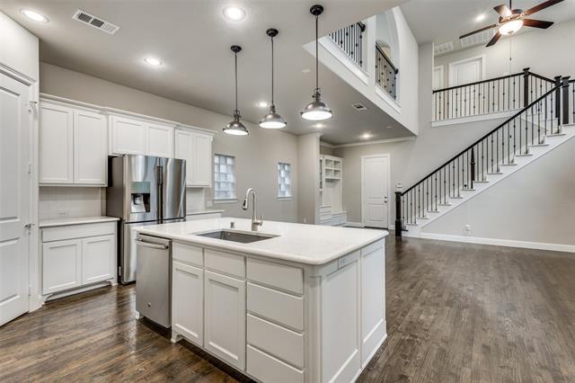 Photo - 7304 Van Tuyl Pkwy