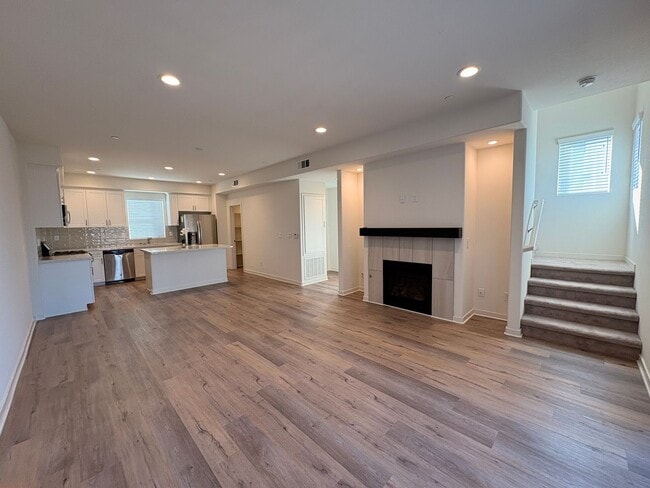 Photo - 2 bed, 2.5 bath located in Anaheim, CA !